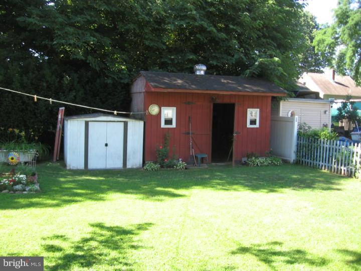 986 Prospect Avenue Croydon, PA 19021 - Photo 14 of 15