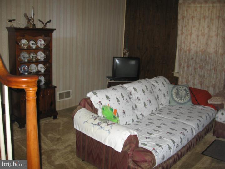 986 Prospect Avenue Croydon, PA 19021 - Photo 7 of 15