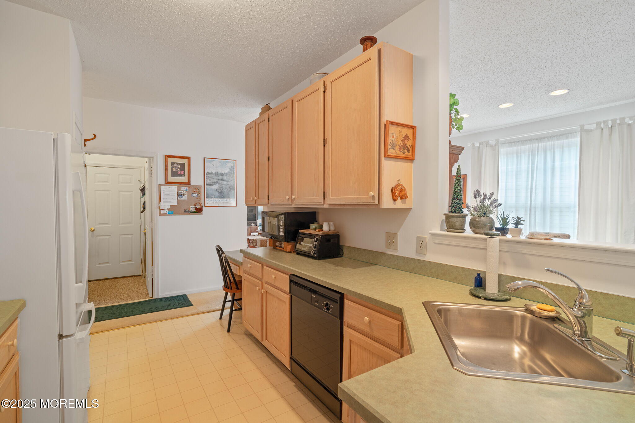 144 Sandpiper Road Barnegat, NJ 08005 - Photo 14 of 30 019-original-photo