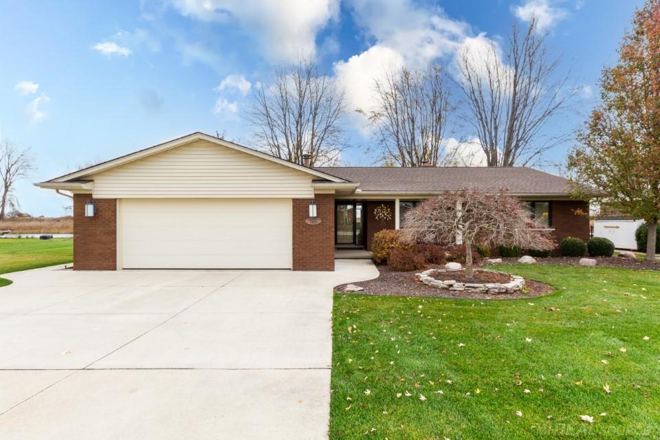 7292 Flamingo Road Algonac, MI 48001 - Photo 1 of 46 50160903-c9f29a8a-f914-4bd4-b318-b8811ee69b01.JPG