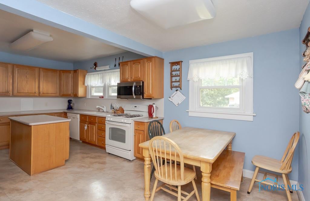 22300 Pemberville Road Luckey, OH 43443 - Photo 20 of 47 Gallery Image 20