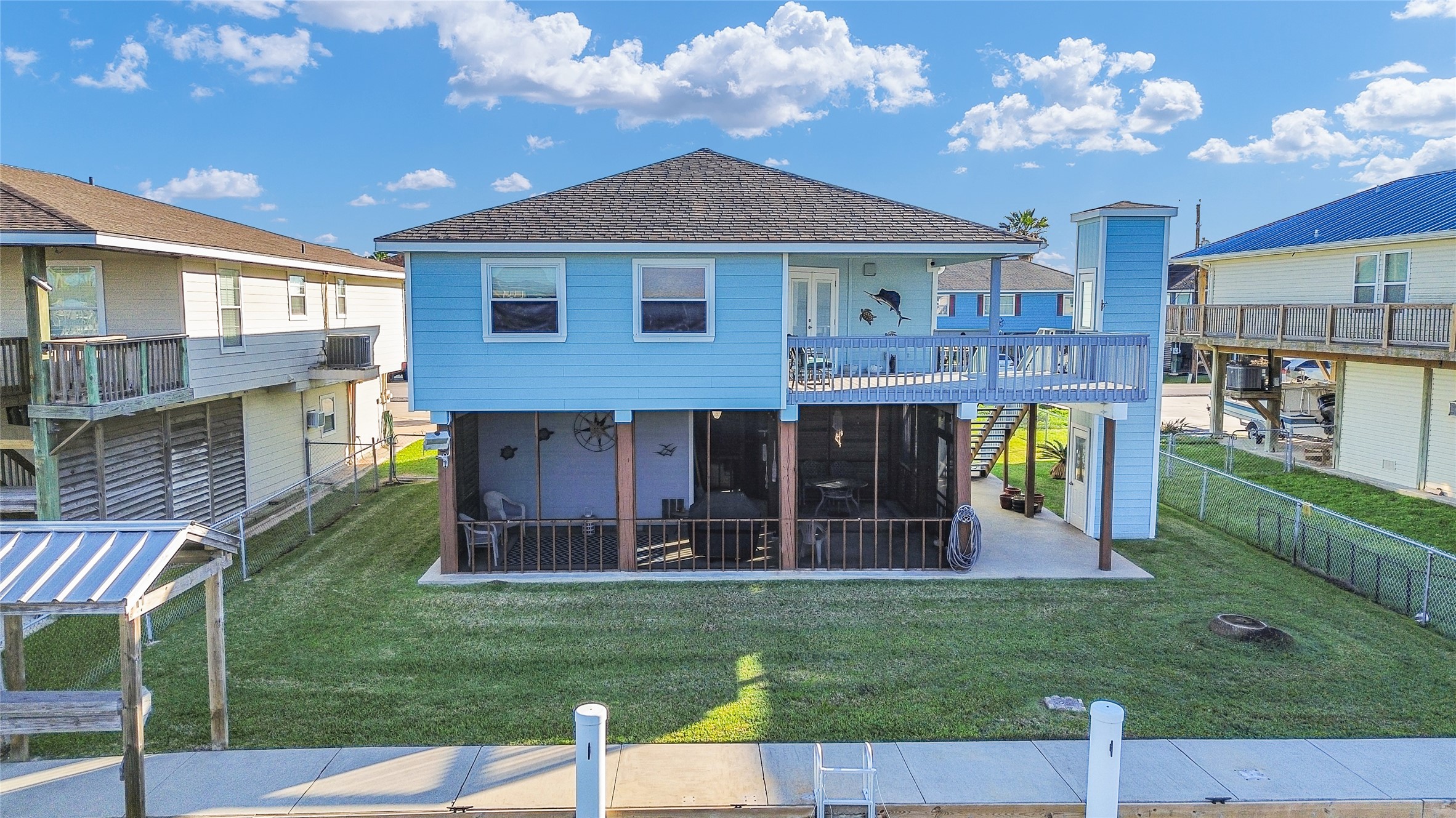 114 Four Master Road Freeport, TX 77541 - Photo 9 of 37 a view of a house with a garden