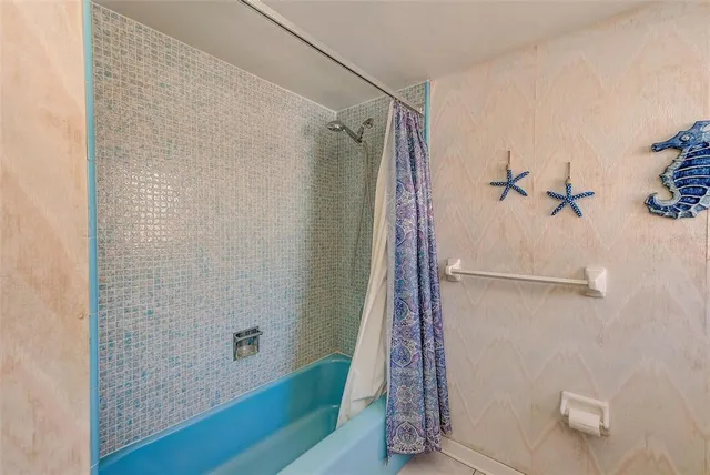 $498,000 | 10421 Imperial Point Drive West, Largo, FL 33774