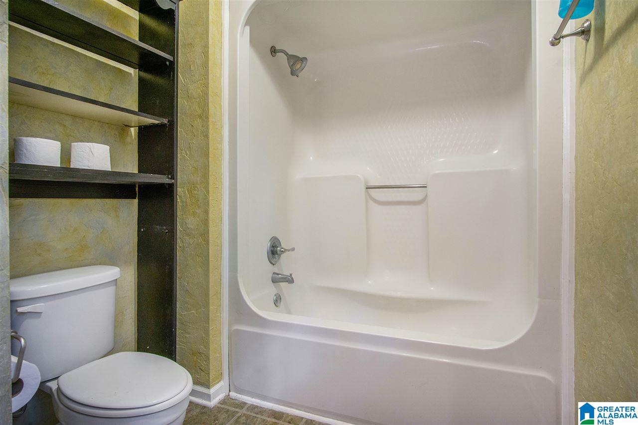 101 Spinnaker Lane Alabaster, AL 35007 - Photo 24 of 36