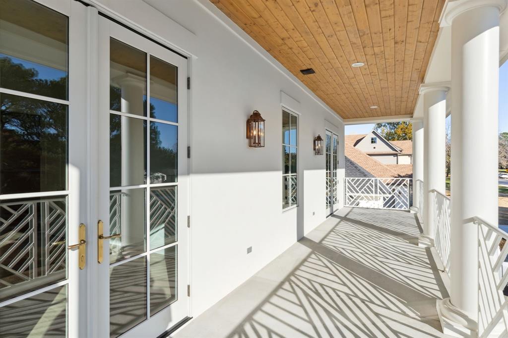 512 Bandit Trail Colleyville, TX 76034 - Photo 6 of 29 a view of a balcony