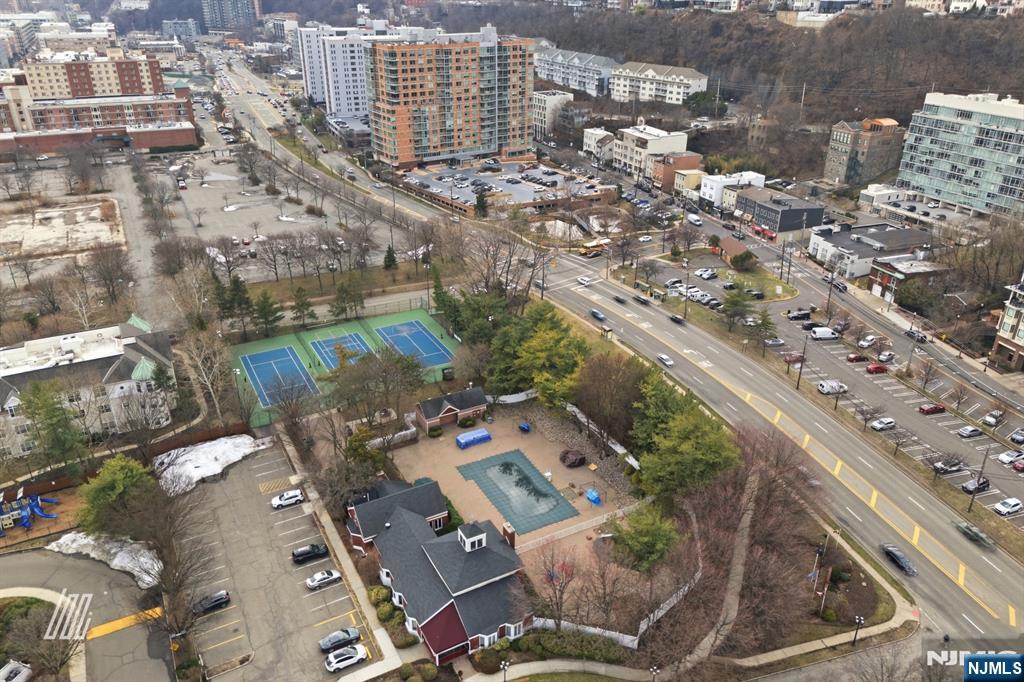 504 Nelson Court Edgewater, NJ 07020 - Photo 37 of 37