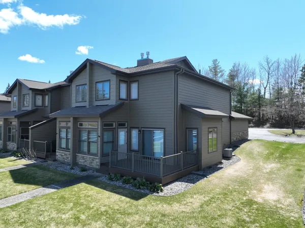 $519,900 | 922 Railroad Avenue West, Walker, MN 56484