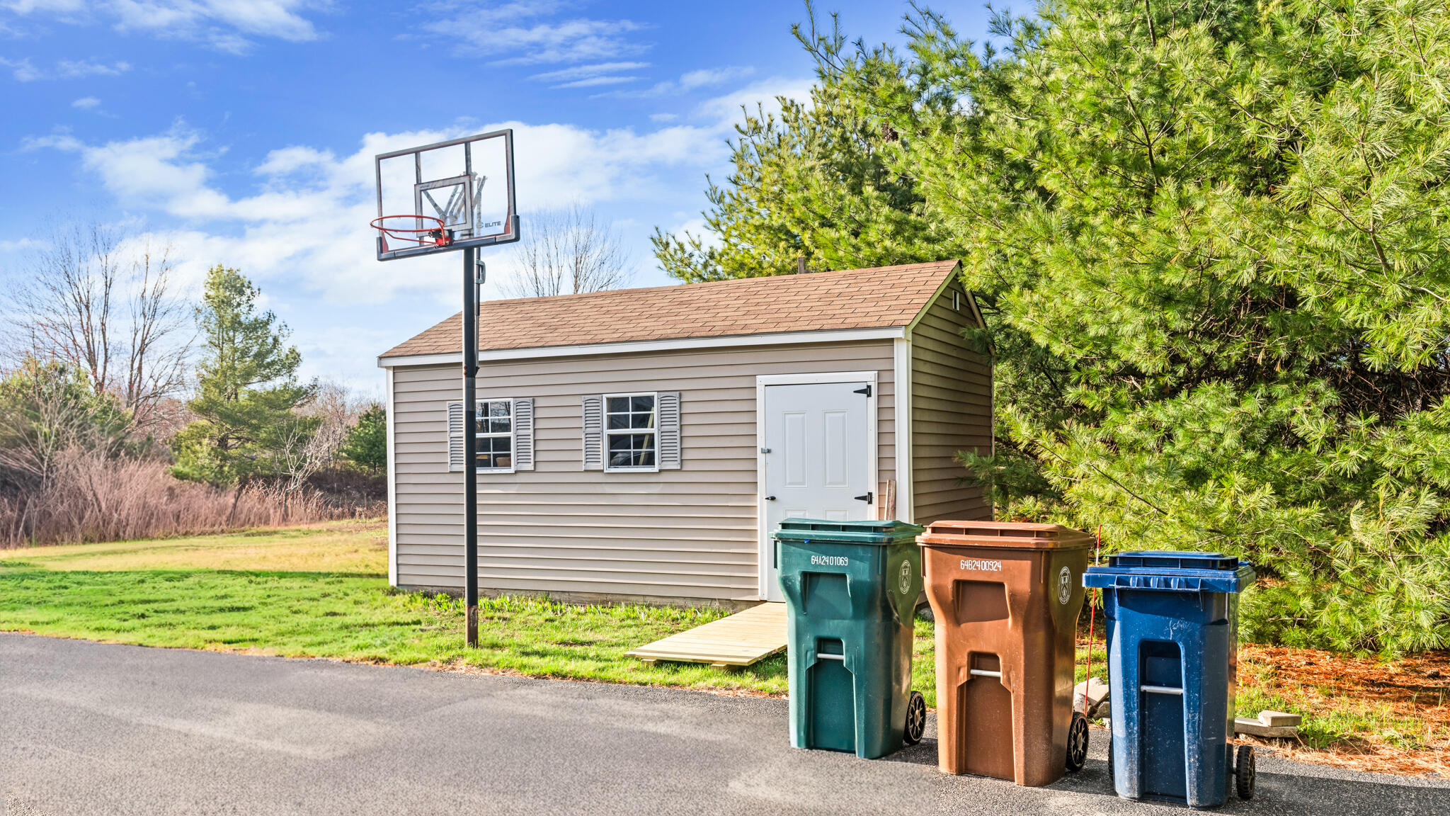 11 Michelle Way Saco, ME 04072 - Photo 2 of 30 DSC07277