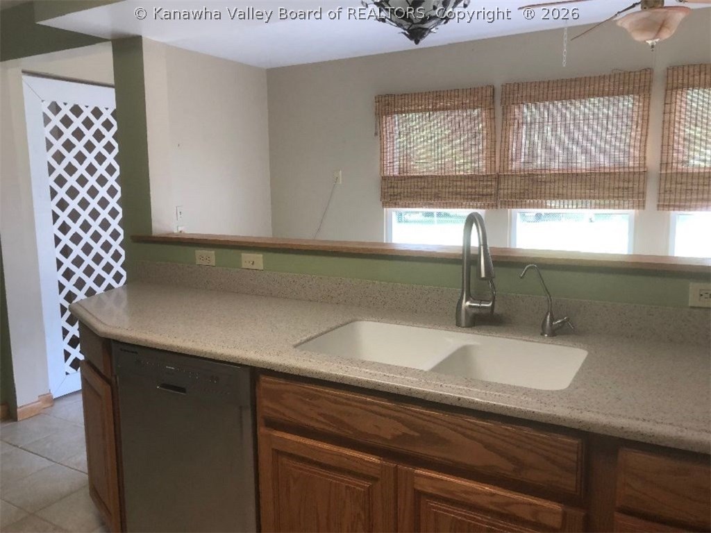 23993 Sandhill Road Letart, WV 25253 - Photo 12 of 31 Kitchen