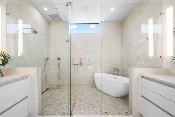 $3,695,000 | 718 Lake Avenue North, Delray Beach, FL 33483