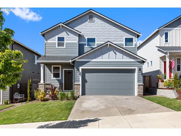 $519,900 | 899 Northeast Trillium Drive, Estacada, OR 97023