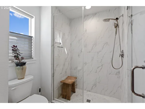 $519,900 | 899 Northeast Trillium Drive, Estacada, OR 97023