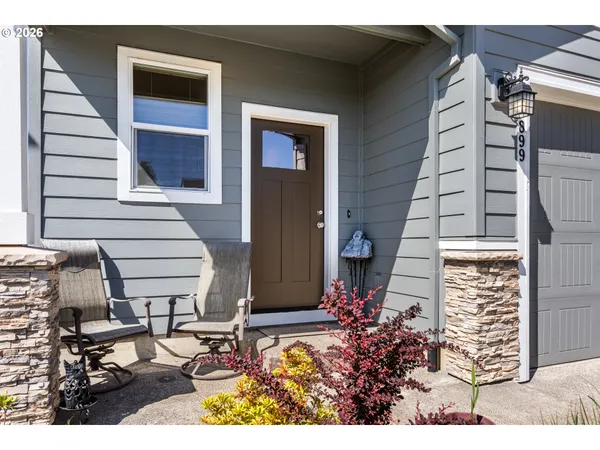 $519,900 | 899 Northeast Trillium Drive, Estacada, OR 97023