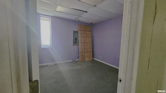 $395,000 | 200 West 12th Street, Johnston City, IL 62951