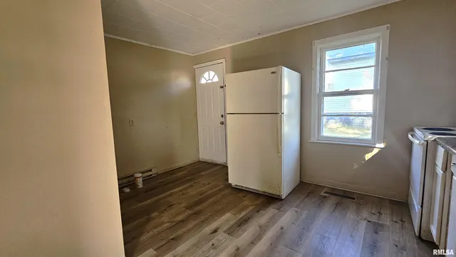 $395,000 | 200 West 12th Street, Johnston City, IL 62951