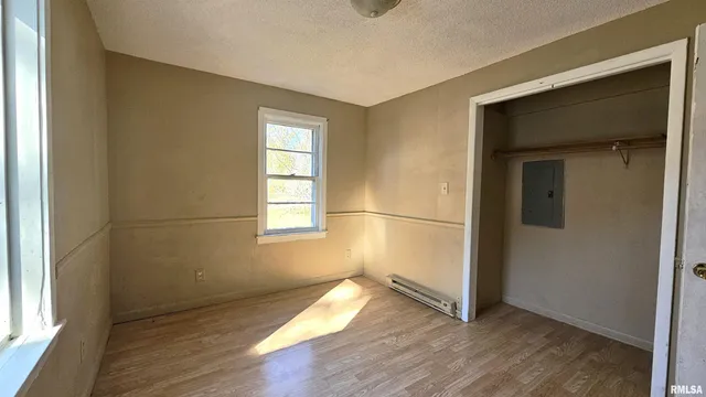 $395,000 | 200 West 12th Street, Johnston City, IL 62951