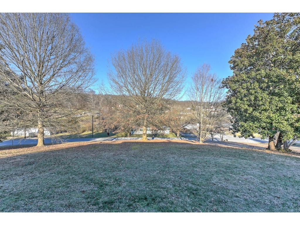 2814 Forest View Road Kingsport, TN 37660 - Photo 36 of 36 Photo 36