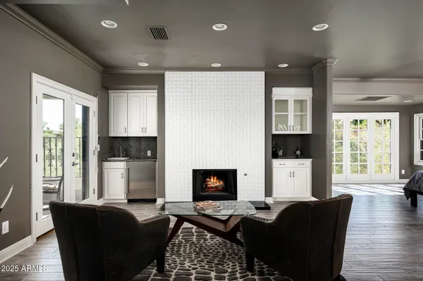 $4,499,990 | 3977 East Paradise View Drive, Paradise Valley, AZ 85253