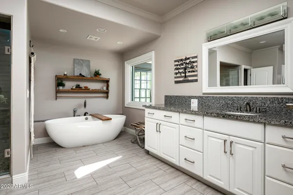 $4,499,990 | 3977 East Paradise View Drive, Paradise Valley, AZ 85253