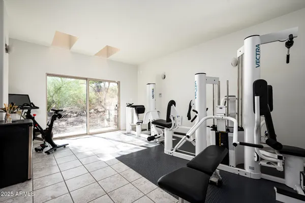 $4,499,990 | 3977 East Paradise View Drive, Paradise Valley, AZ 85253