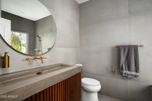 $4,499,990 | 3977 East Paradise View Drive, Paradise Valley, AZ 85253