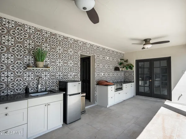 $4,499,990 | 3977 East Paradise View Drive, Paradise Valley, AZ 85253