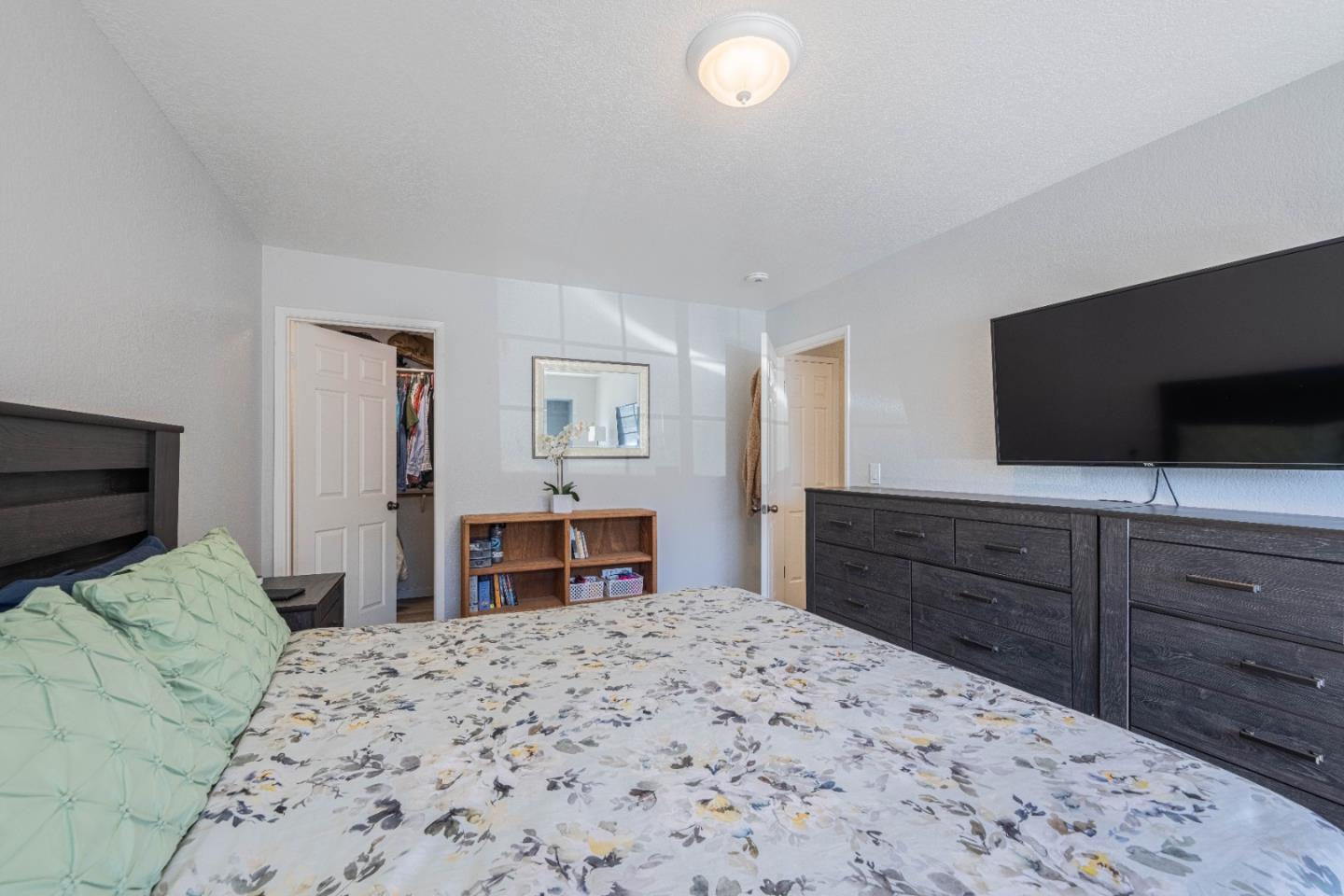 1051 Riker Street, Unit 5 Salinas, CA 93901 - Photo 18 of 25 Gallery Image 18