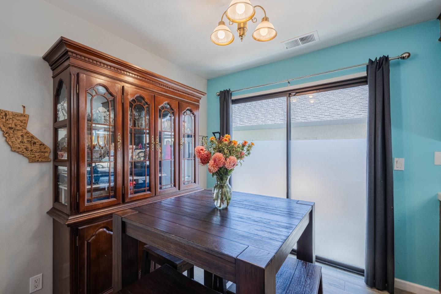 1051 Riker Street, Unit 5 Salinas, CA 93901 - Photo 7 of 25 Gallery Image 7
