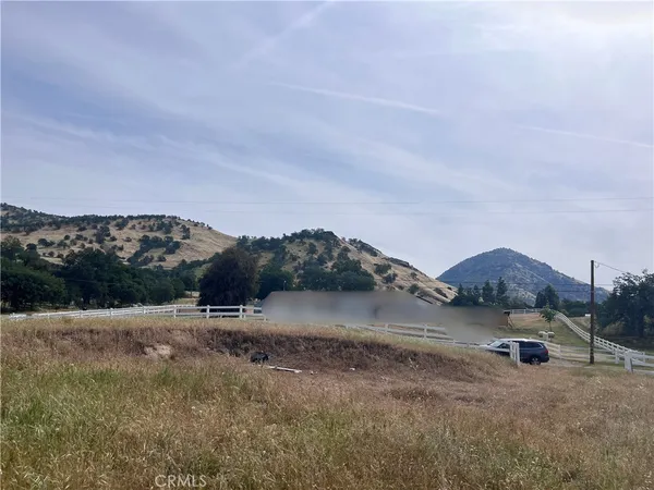 a view of outdoor space with mountain view