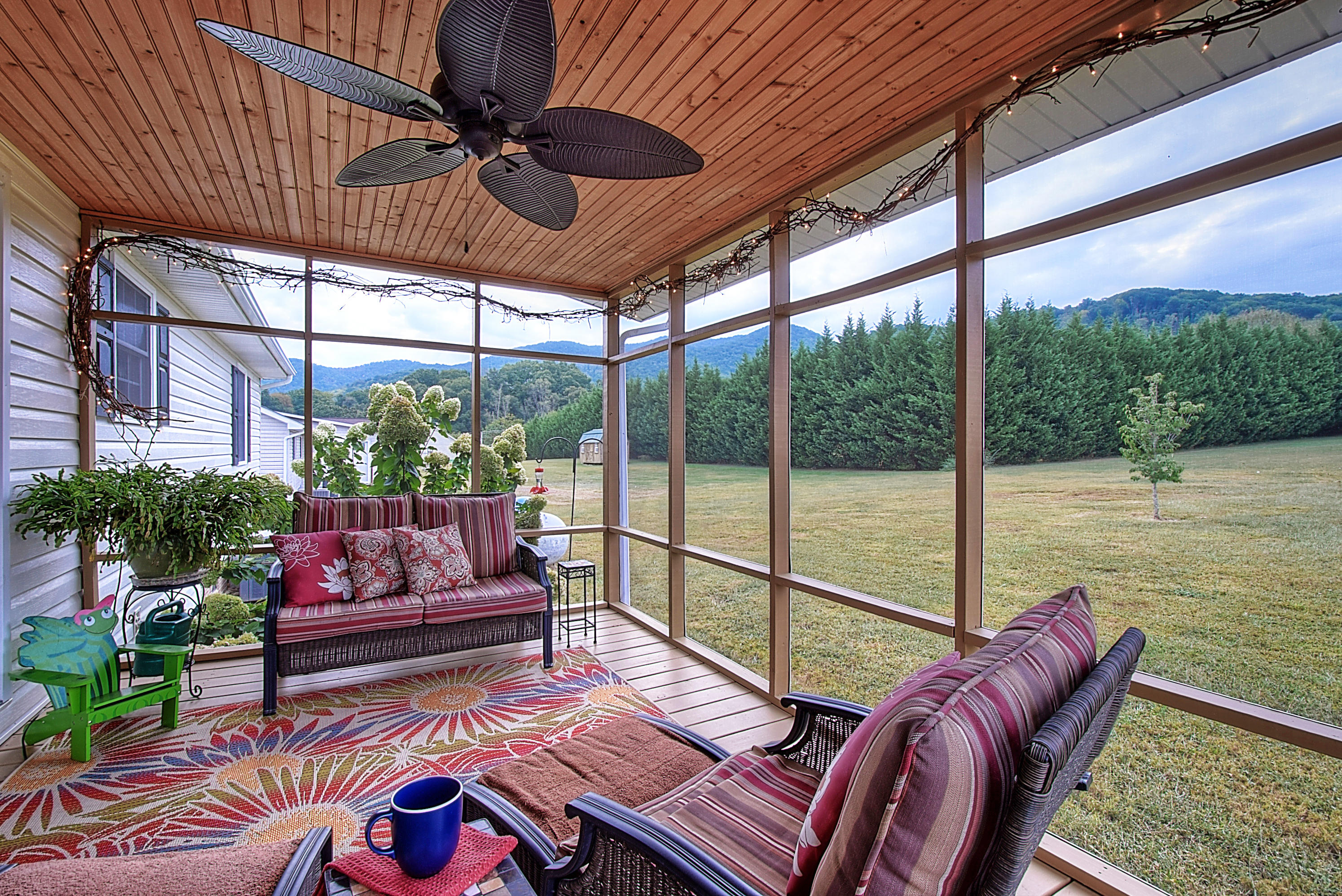 119 Hamilton Road Elizabethton, TN 37643 - Photo 29 of 37 DSC_0109_10_11
