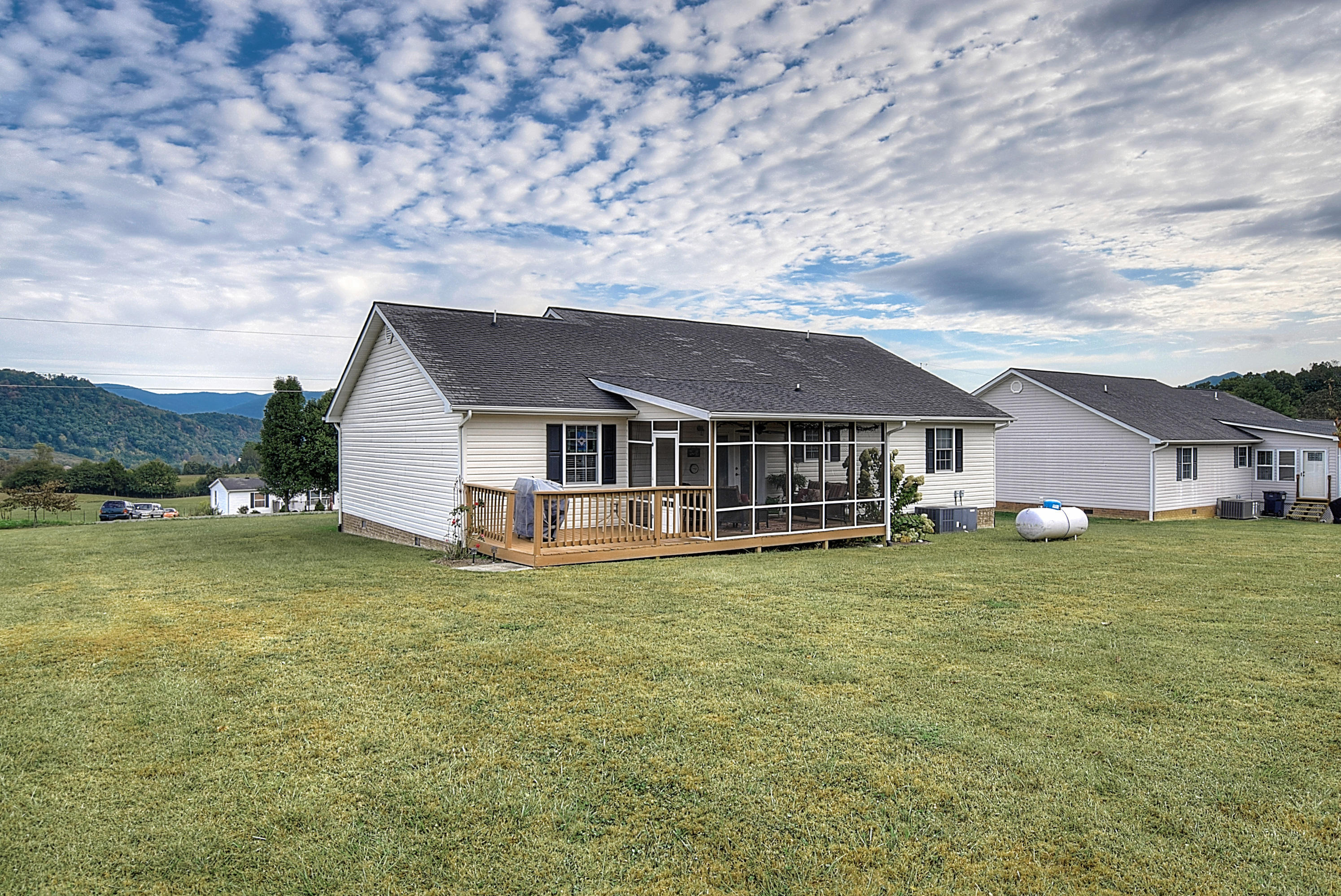 119 Hamilton Road Elizabethton, TN 37643 - Photo 33 of 37 DSC_0142_3_4