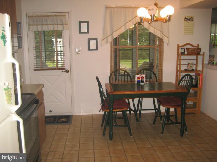 48 Dover Road Westampton, NJ 08060 - Photo 3 of 13 Kitchen