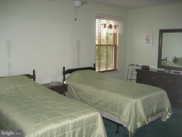 48 Dover Road Westampton, NJ 08060 - Photo 10 of 13 Bedroom - Main