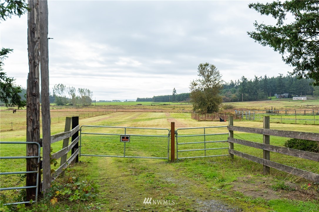 93 West Green Valley Road Oak Harbor, WA 98277 - Photo 18 of 25 Gallery Image 18