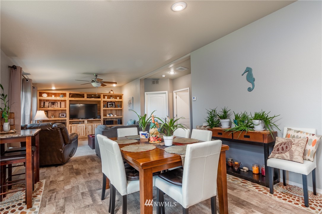 93 West Green Valley Road Oak Harbor, WA 98277 - Photo 7 of 25 Gallery Image 7