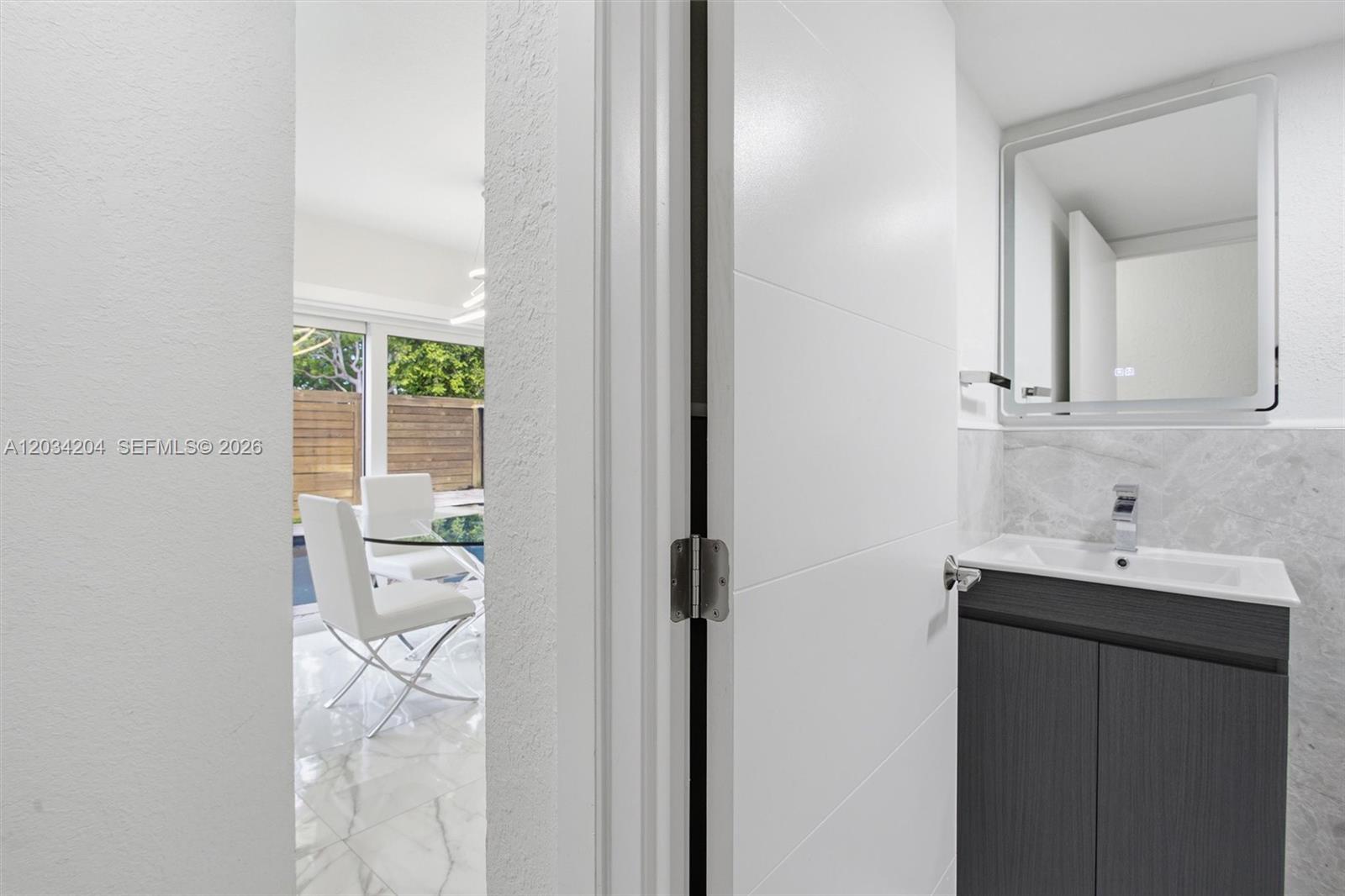 7315 Southwest 158th Avenue Miami, FL 33193 - Photo 25 of 48