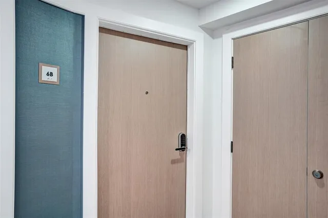 $8,000 | 209 North Fort Lauderdale Beach Boulevard, Unit 6B, Fort Lauderdale, FL 33304