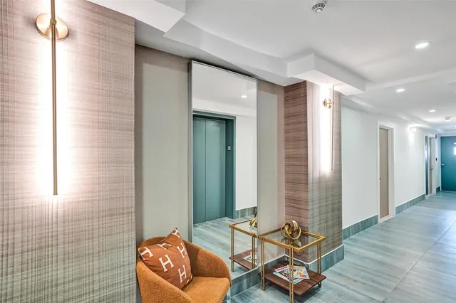 $8,000 | 209 North Fort Lauderdale Beach Boulevard, Unit 6B, Fort Lauderdale, FL 33304