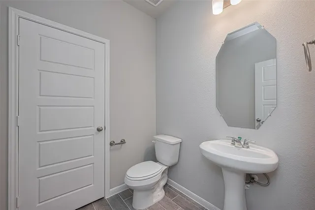 $356,990 | 1070 Comal Trail, Dayton, TX 77535