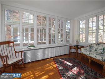 7 West Hampton Road Philadelphia, PA 19118 - Photo 4 of 12 Family Room