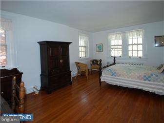 7 West Hampton Road Philadelphia, PA 19118 - Photo 9 of 12 Bedroom 2
