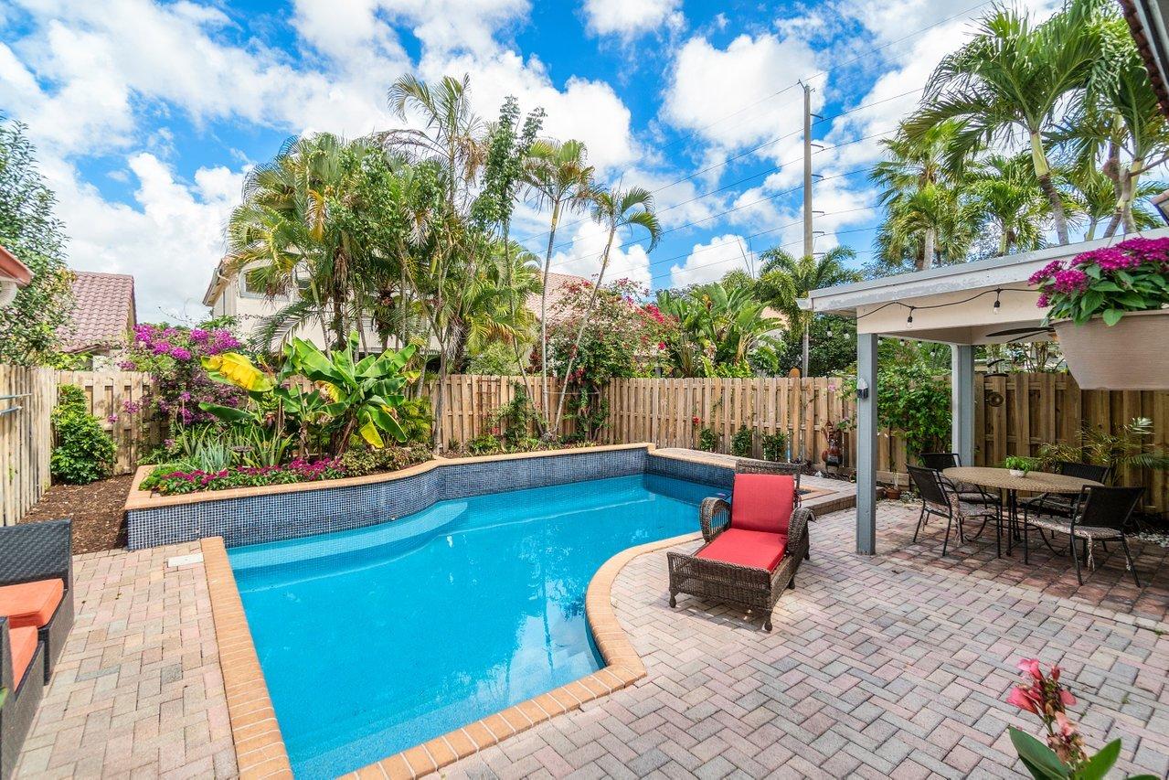 5535 Ashpon Court Boca Raton, FL 33486 - Photo 2 of 34 Private Tropical Pool