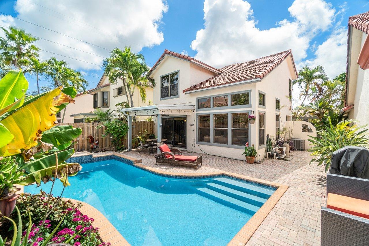 5535 Ashpon Court Boca Raton, FL 33486 - Photo 3 of 34 Private Tropical Pool
