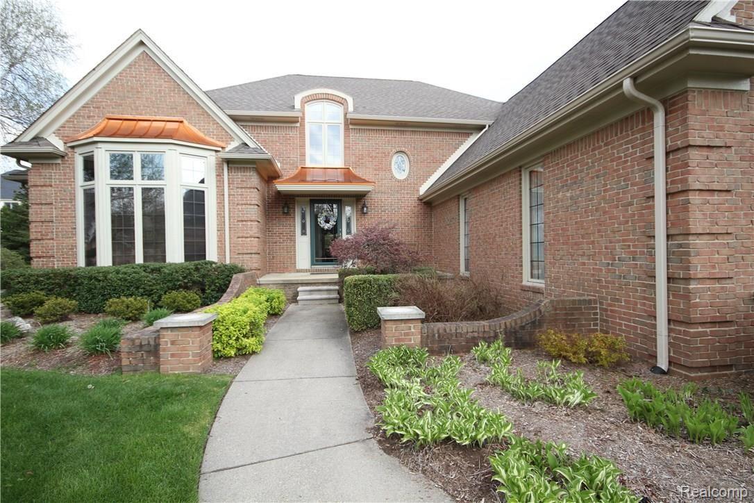 1266 Pebble Pointe Drive Rochester, MI 48307 - Photo 6 of 52 1266 013.JPG