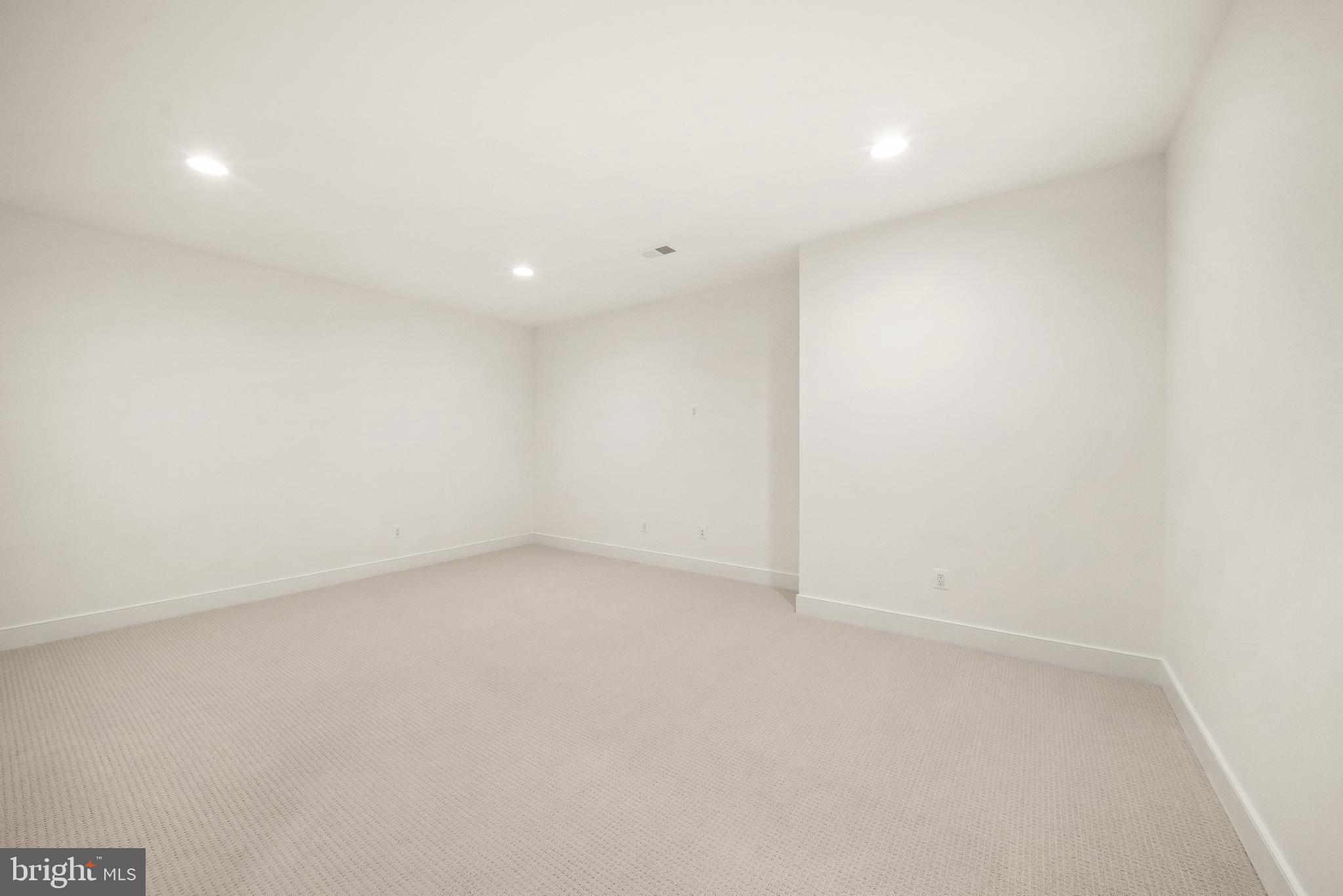 9437 Old Courthouse Road Vienna, VA 22182 - Photo 83 of 96 Gallery Image 83