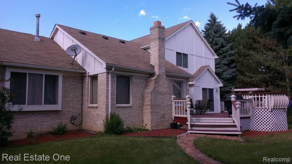 1109 Maple Leaf Drive Rochester, MI 48309 - Photo 22 of 23 Rear Elevation