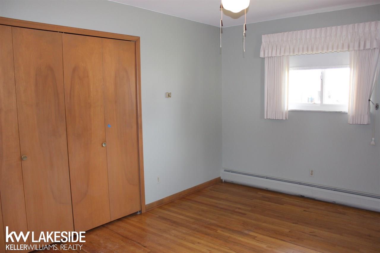 51951 Romeo Plank Road Macomb, MI 48042 - Photo 13 of 30