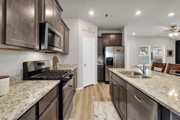 $268,000 | 2518 River Way, Navasota, TX 77868