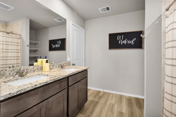 $268,000 | 2518 River Way, Navasota, TX 77868