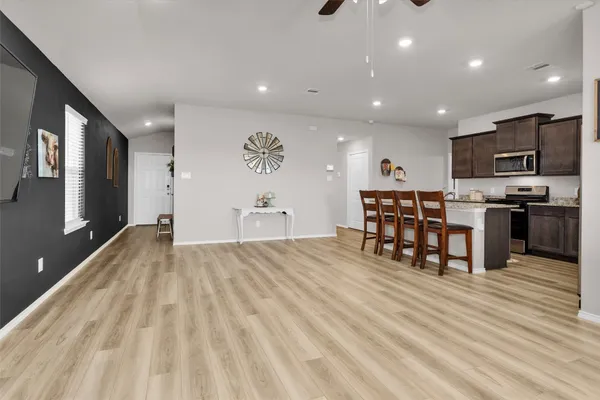 $268,000 | 2518 River Way, Navasota, TX 77868